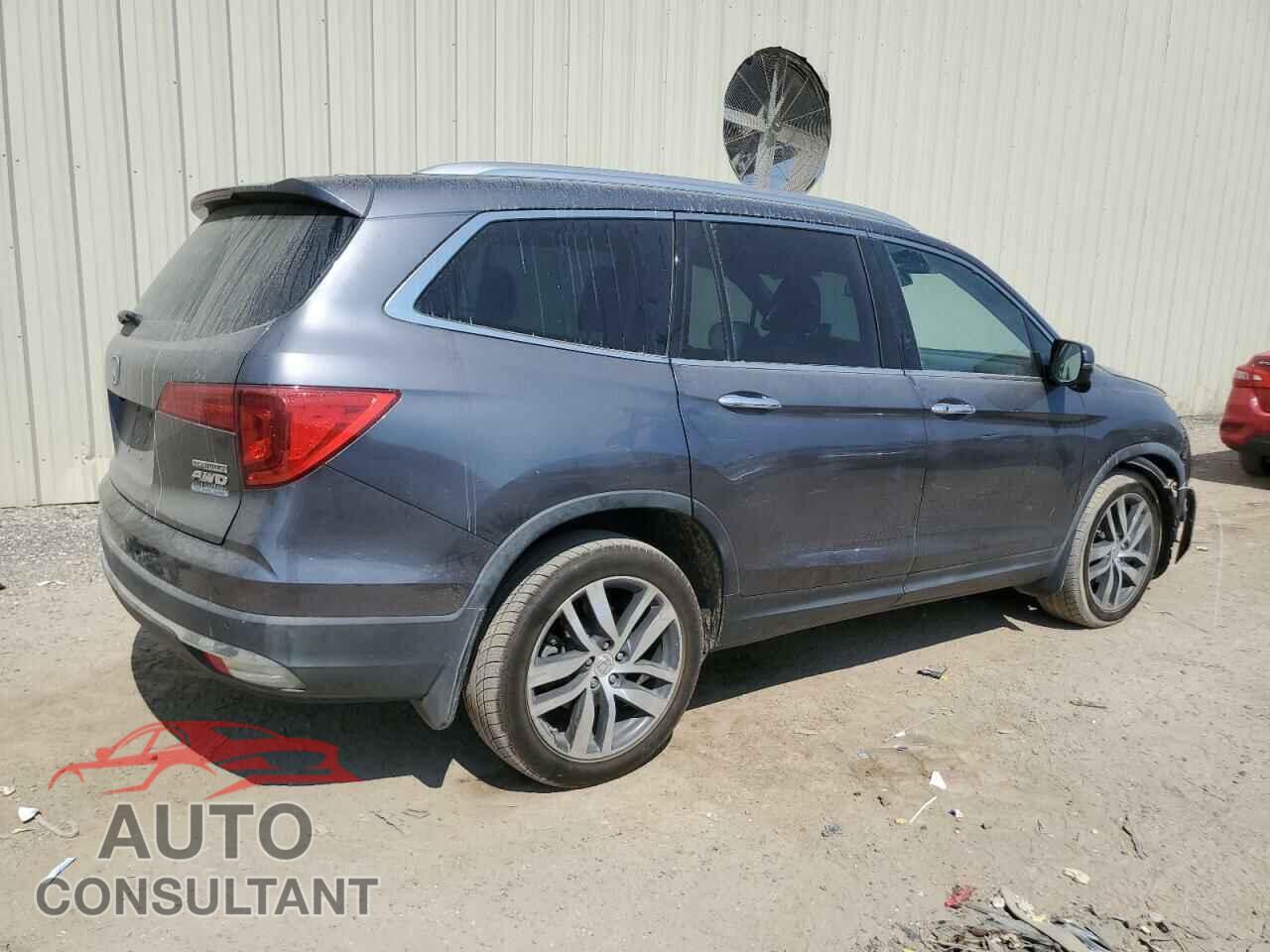 HONDA PILOT 2017 - 5FNYF6H94HB022510
