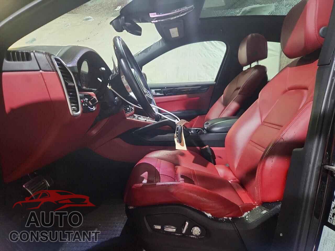 PORSCHE CAYENNE 2020 - WP1BB2AY7LDA57083