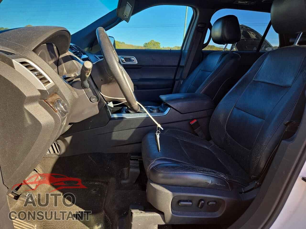 FORD EXPLORER 2011 - 1FMHK8F85BGA72973