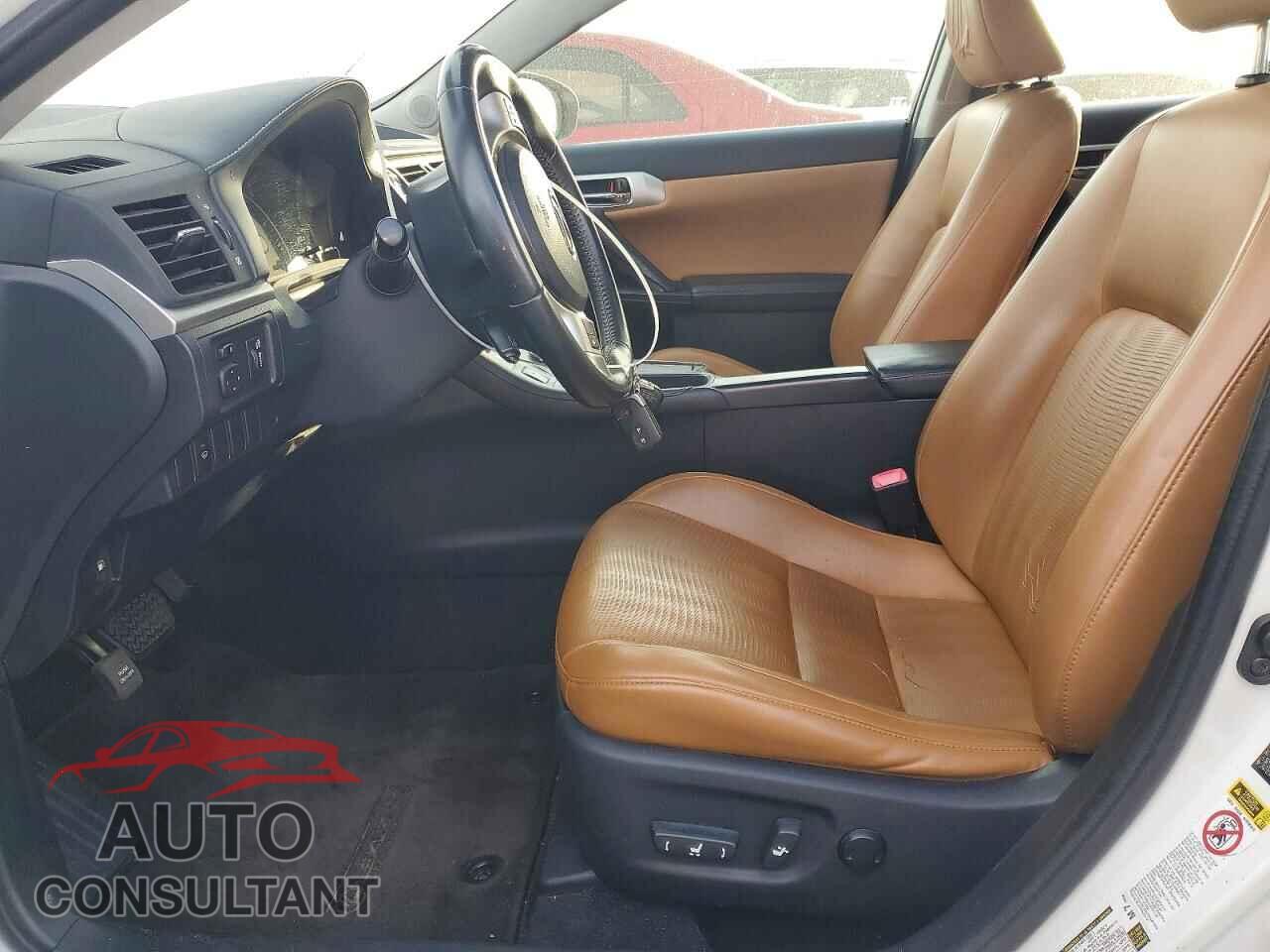 LEXUS CT 200 2012 - JTHKD5BH3C2120198