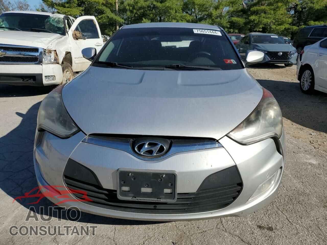 HYUNDAI VELOSTER 2017 - KMHTC6ADXHU306082