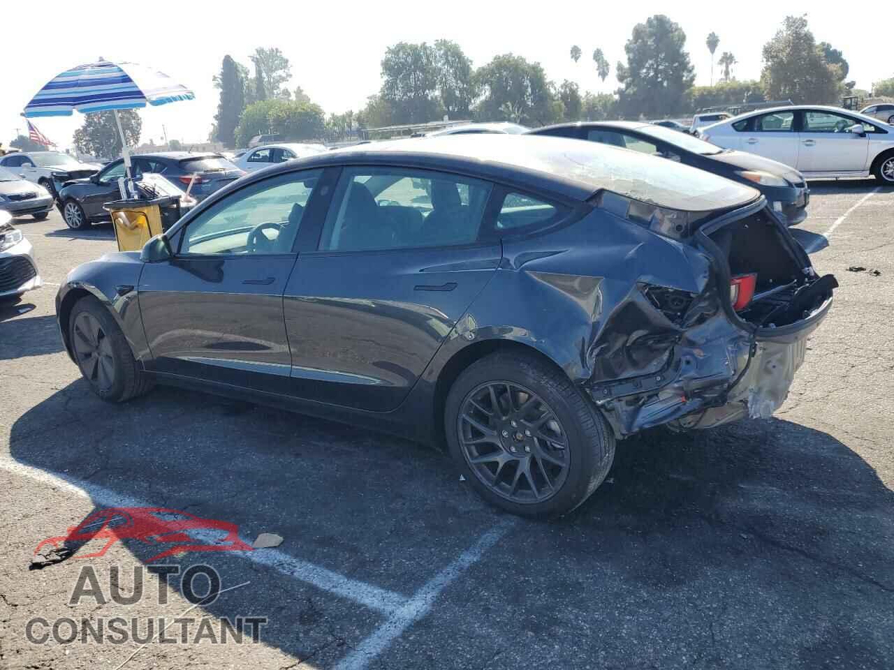 TESLA MODEL 3 2024 - 5YJ3E1EA6RF724358