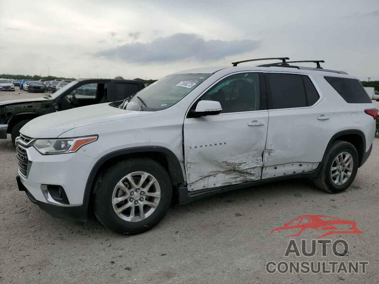 CHEVROLET TRAVERSE 2018 - 1GNERGKW3JJ129097