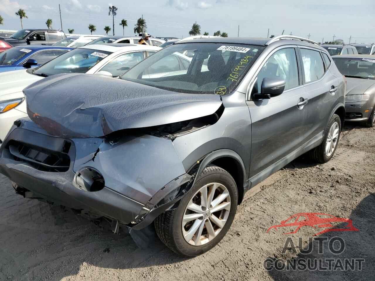 NISSAN ROGUE 2017 - JN1BJ1CP0HW028915