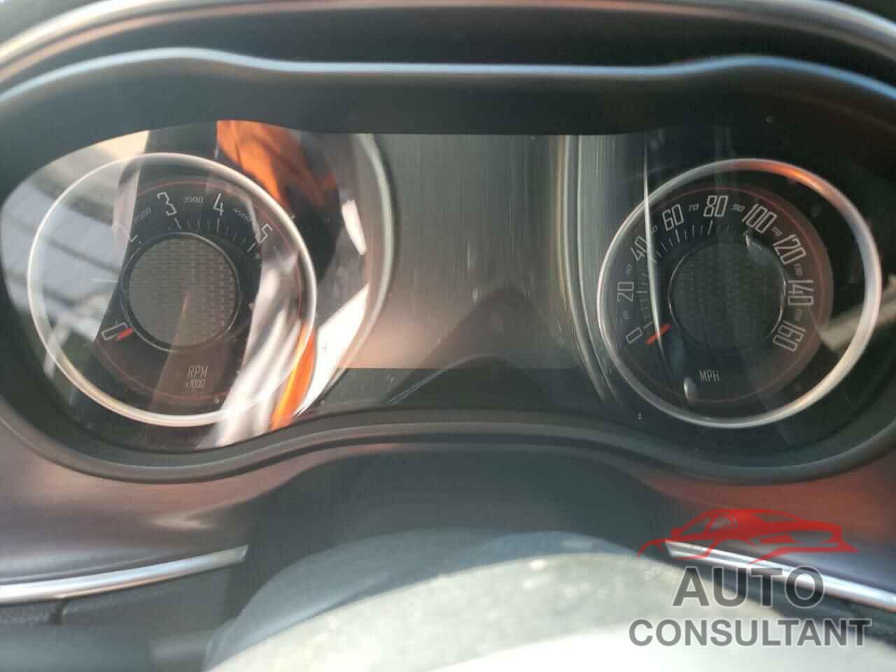 DODGE CHALLENGER 2018 - 2C3CDZBT2JH231870