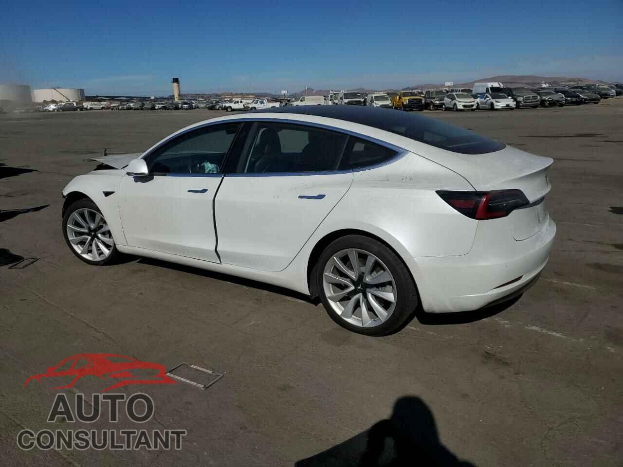 TESLA MODEL 3 2018 - 5YJ3E1EB6JF185897