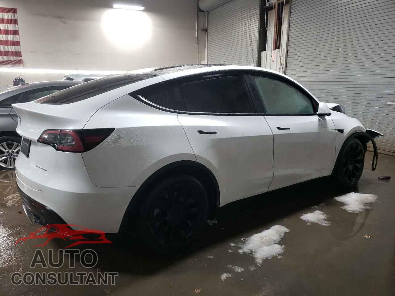 TESLA MODEL Y 2023 - 7SAYGAEE8PF707421