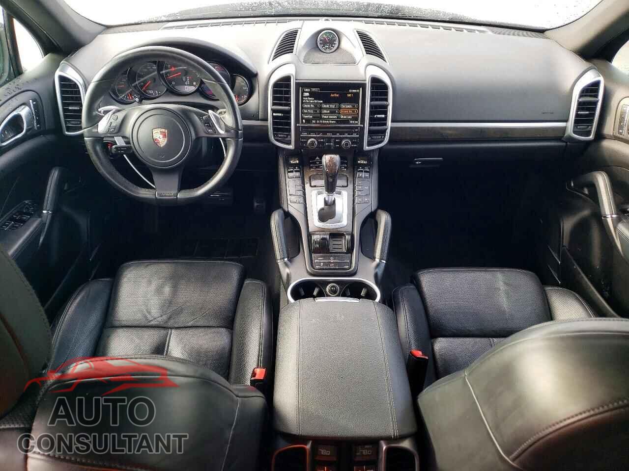 PORSCHE CAYENNE 2012 - WP1AA2A27CLA10930