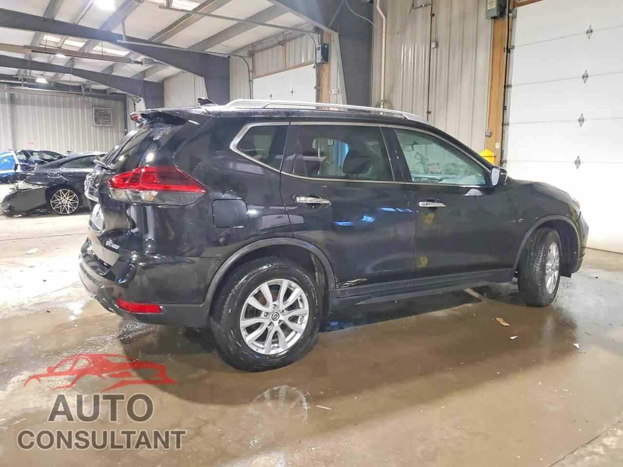 NISSAN ROGUE 2018 - KNMAT2MVXJP509454