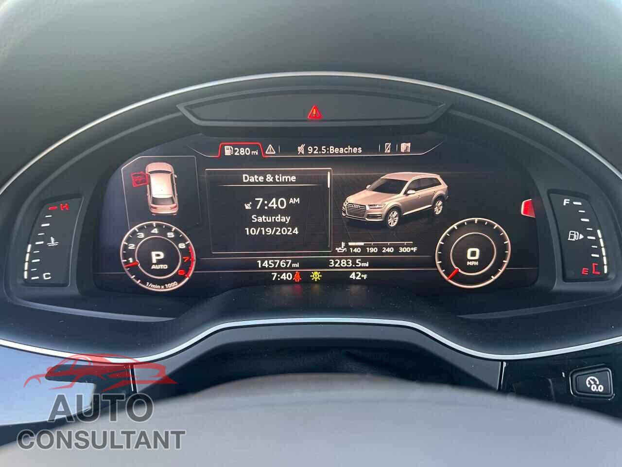 AUDI Q7 2017 - WA1LAAF72HD016736