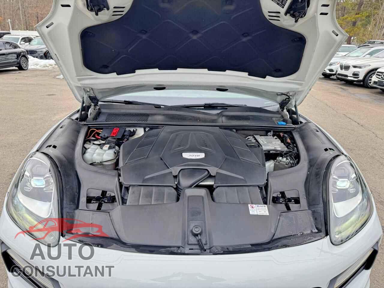 PORSCHE CAYENNE 2019 - WP1AA2AY0KDA00205