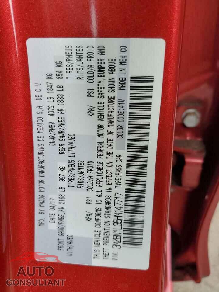 MAZDA 3 2017 - 3MZBN1L35HM147717