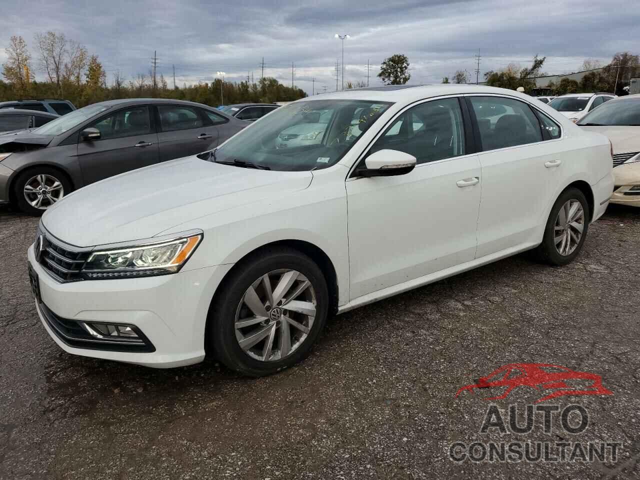 VOLKSWAGEN PASSAT 2018 - 1VWBA7A33JC015595