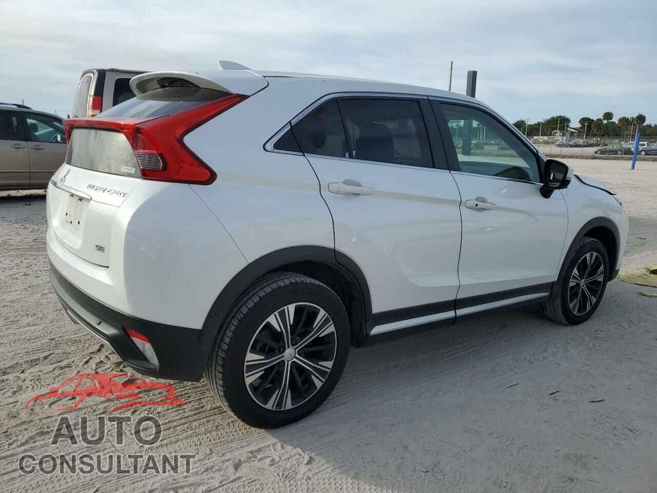 MITSUBISHI ECLIPSE 2018 - JA4AT5AA7JZ038770
