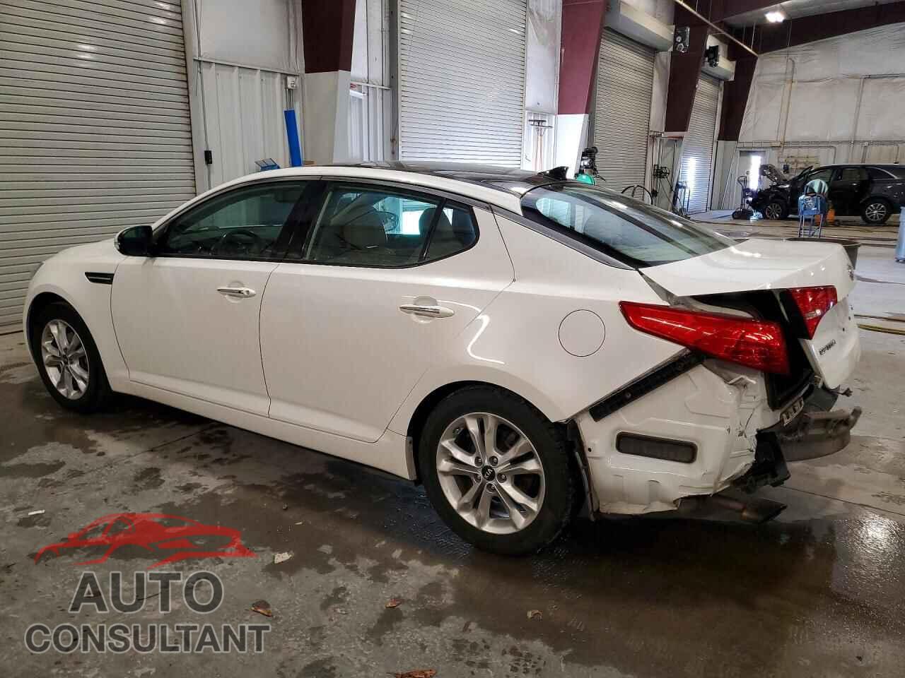 KIA OPTIMA 2011 - KNAGN4A75B5094527