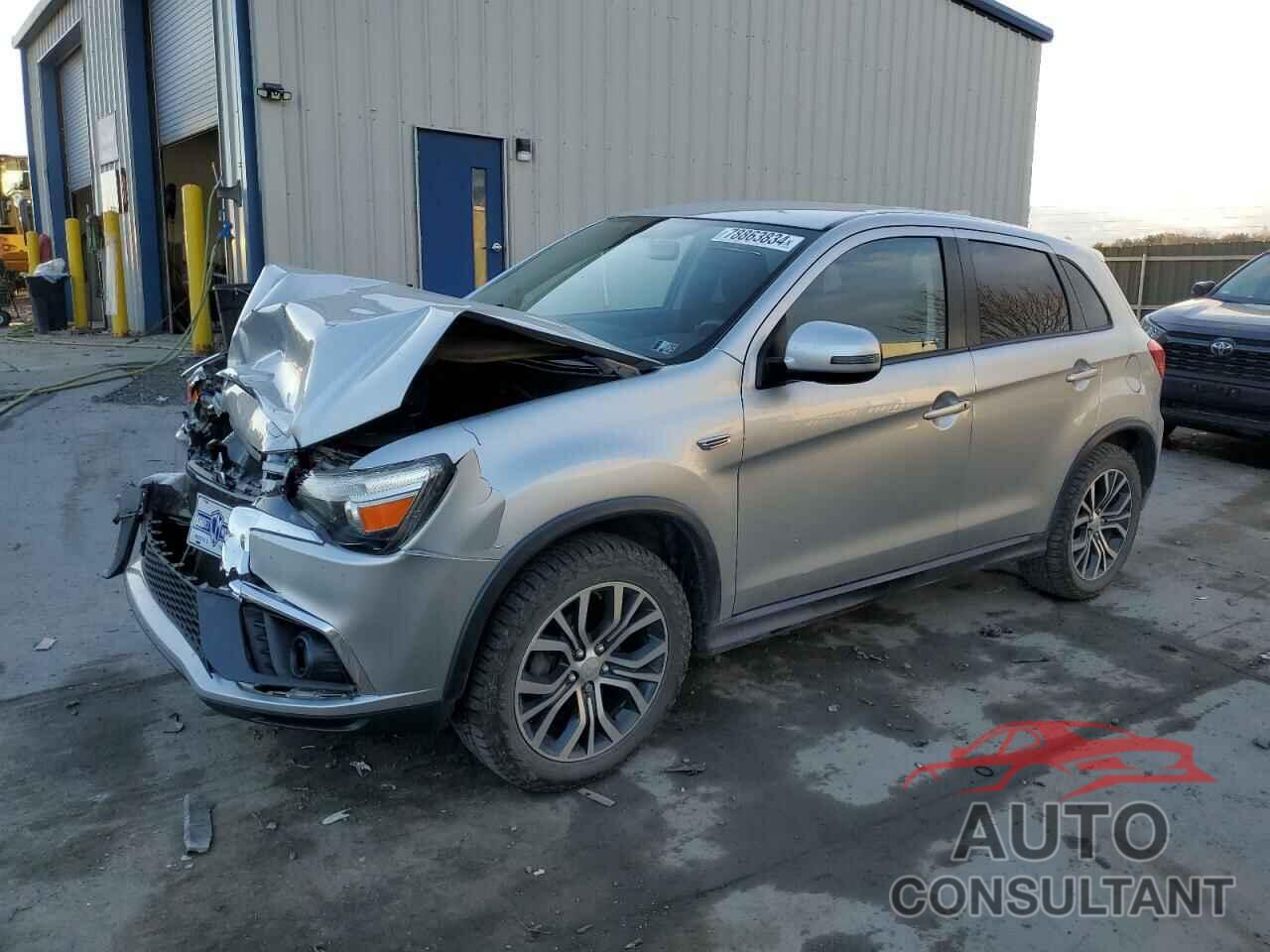 MITSUBISHI OUTLANDER 2018 - JA4AR3AU4JU019202