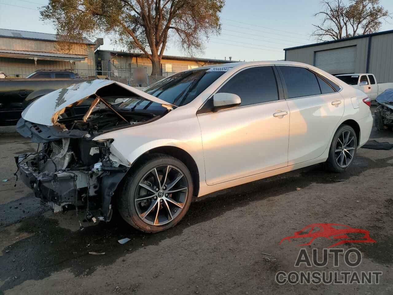 TOYOTA CAMRY 2016 - 4T1BK1FK7GU569010
