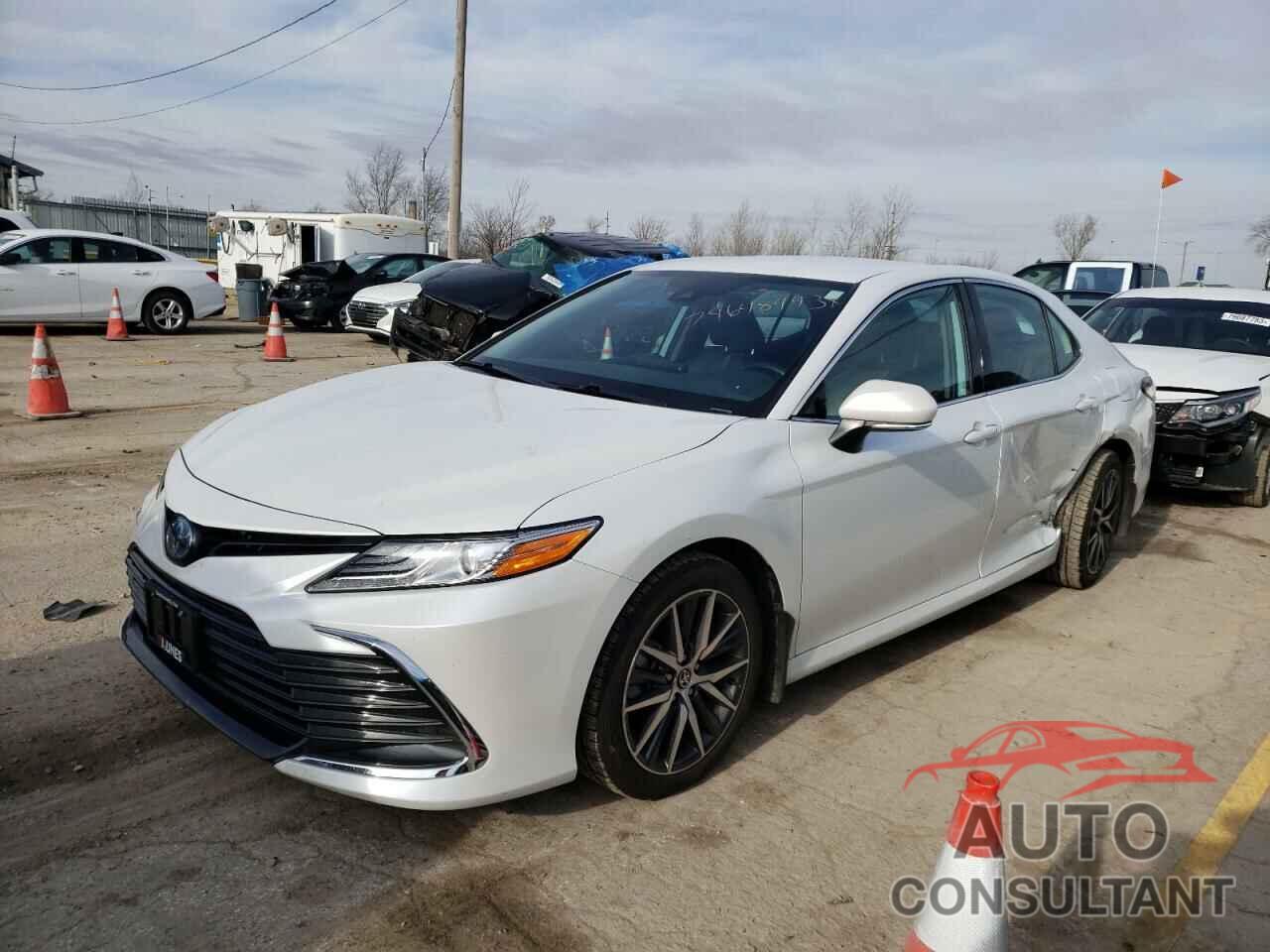 TOYOTA CAMRY 2022 - 4T1F31AKXNU585608