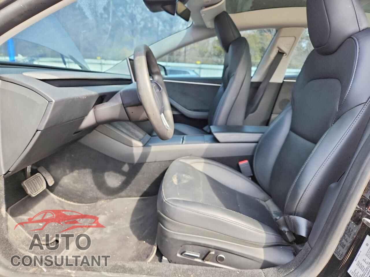 TESLA MODEL 3 2024 - 5YJ3E1EB8RF794775