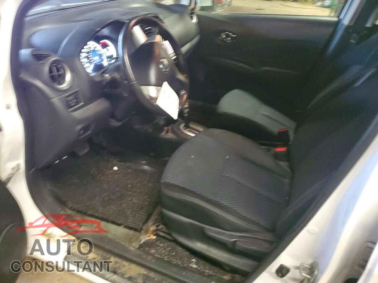 NISSAN VERSA 2017 - 3N1CE2CP3HL356530