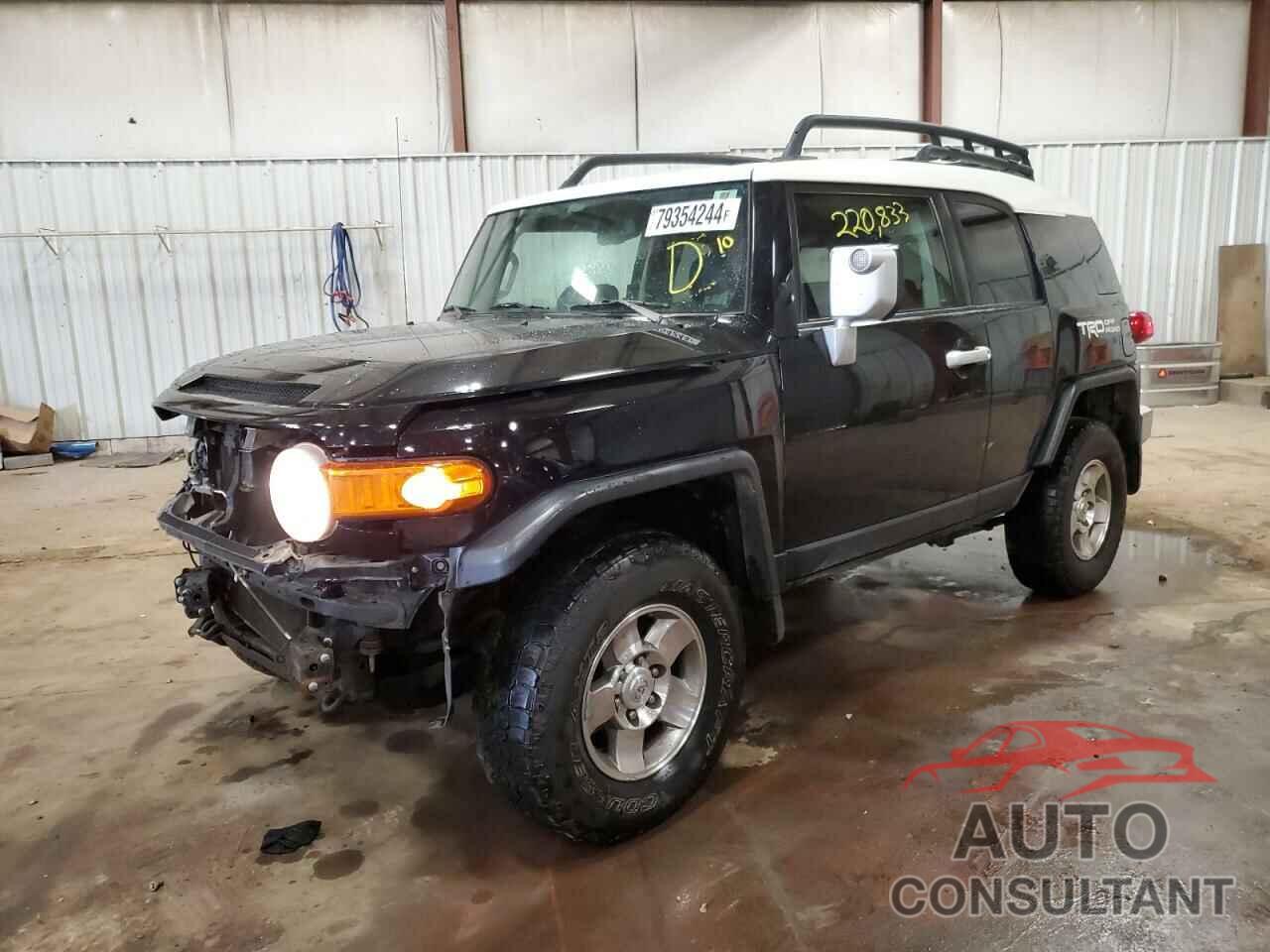 TOYOTA FJ CRUISER 2010 - JTEBU4BF0AK095781