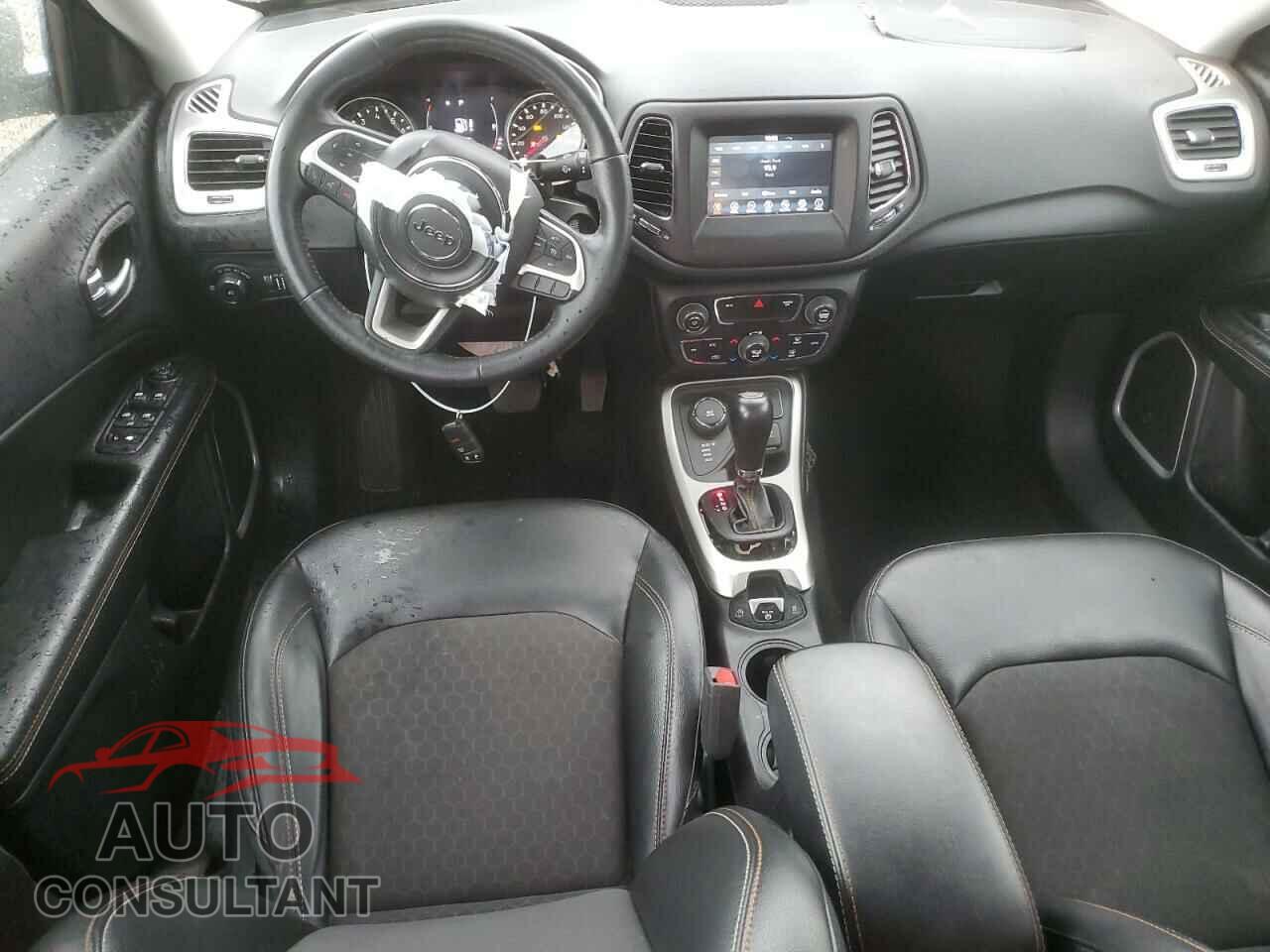 JEEP COMPASS 2019 - 3C4NJDBB5KT661067
