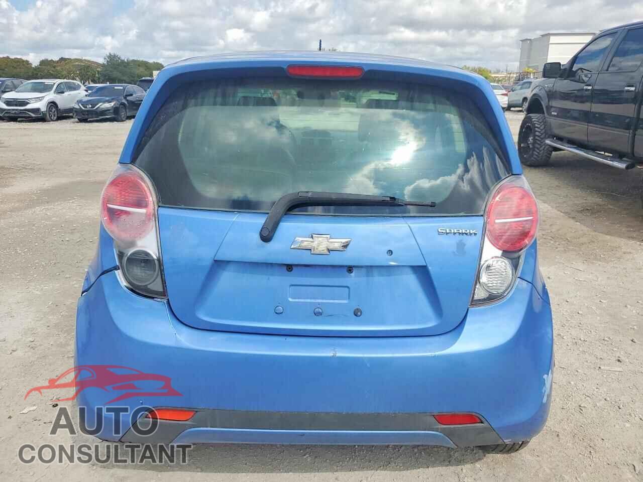 CHEVROLET SPARK 2013 - KL8CD6S93DC582804