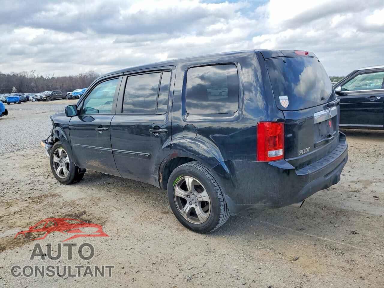 HONDA PILOT 2013 - 5FNYF4H53DB073301