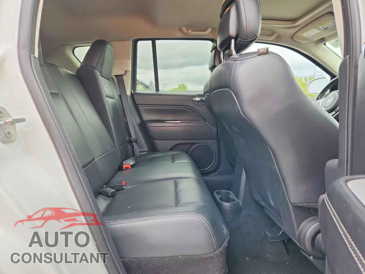 JEEP COMPASS 2015 - 1C4NJCEA6FD156843