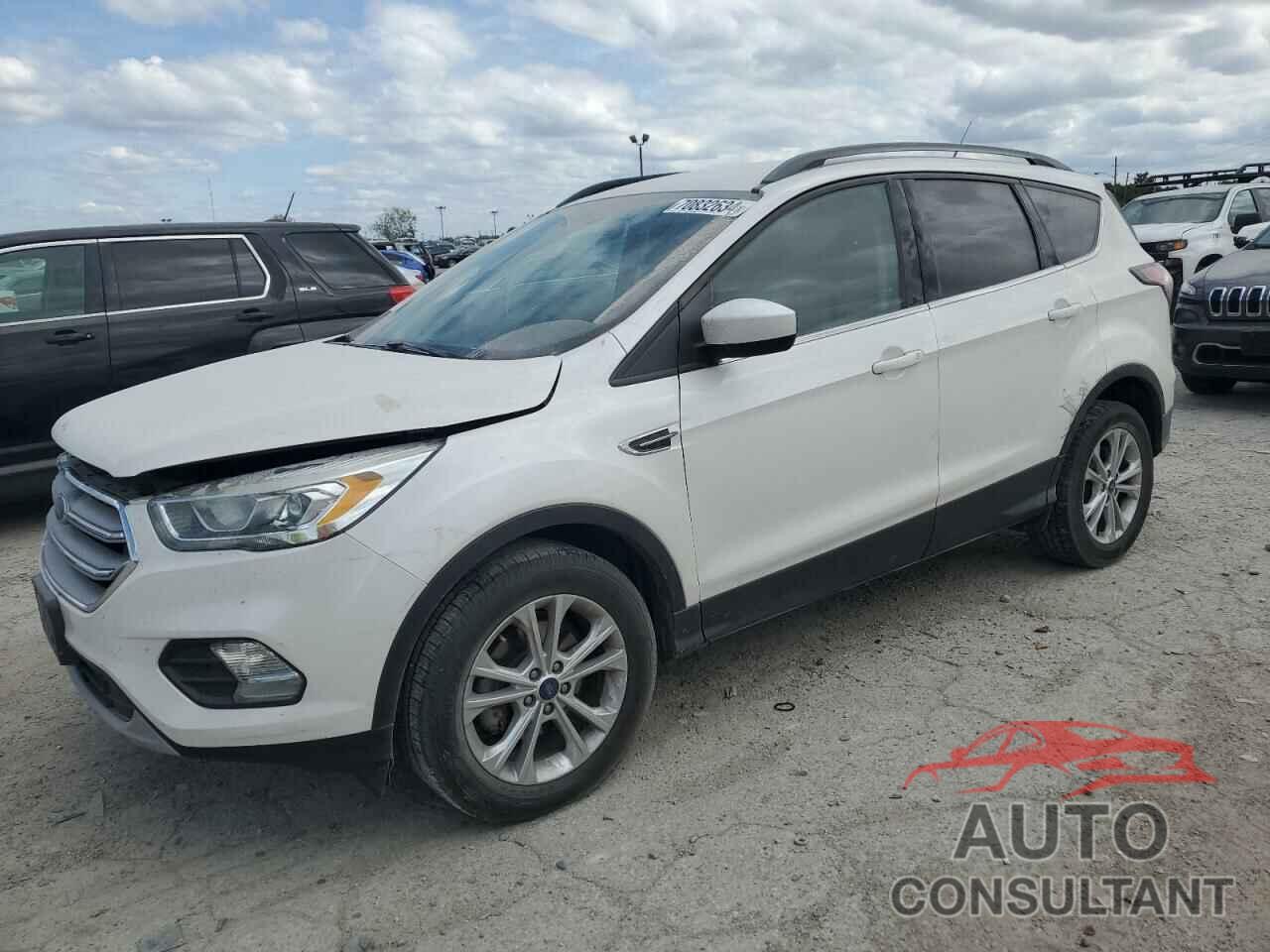 FORD ESCAPE 2017 - 1FMCU0GD3HUB38223