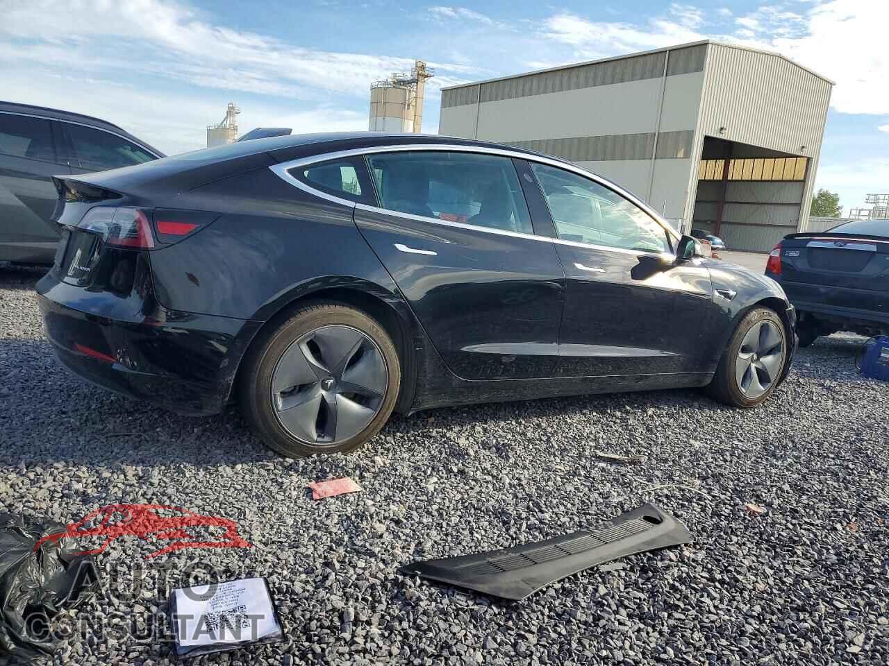 TESLA MODEL 3 2020 - 5YJ3E1EB8LF599587