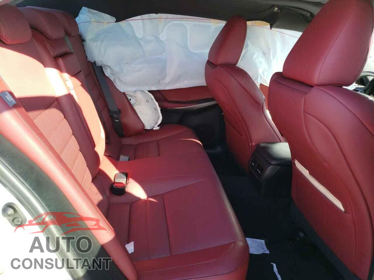 LEXUS IS 2017 - JTHBA1D2XH5050800