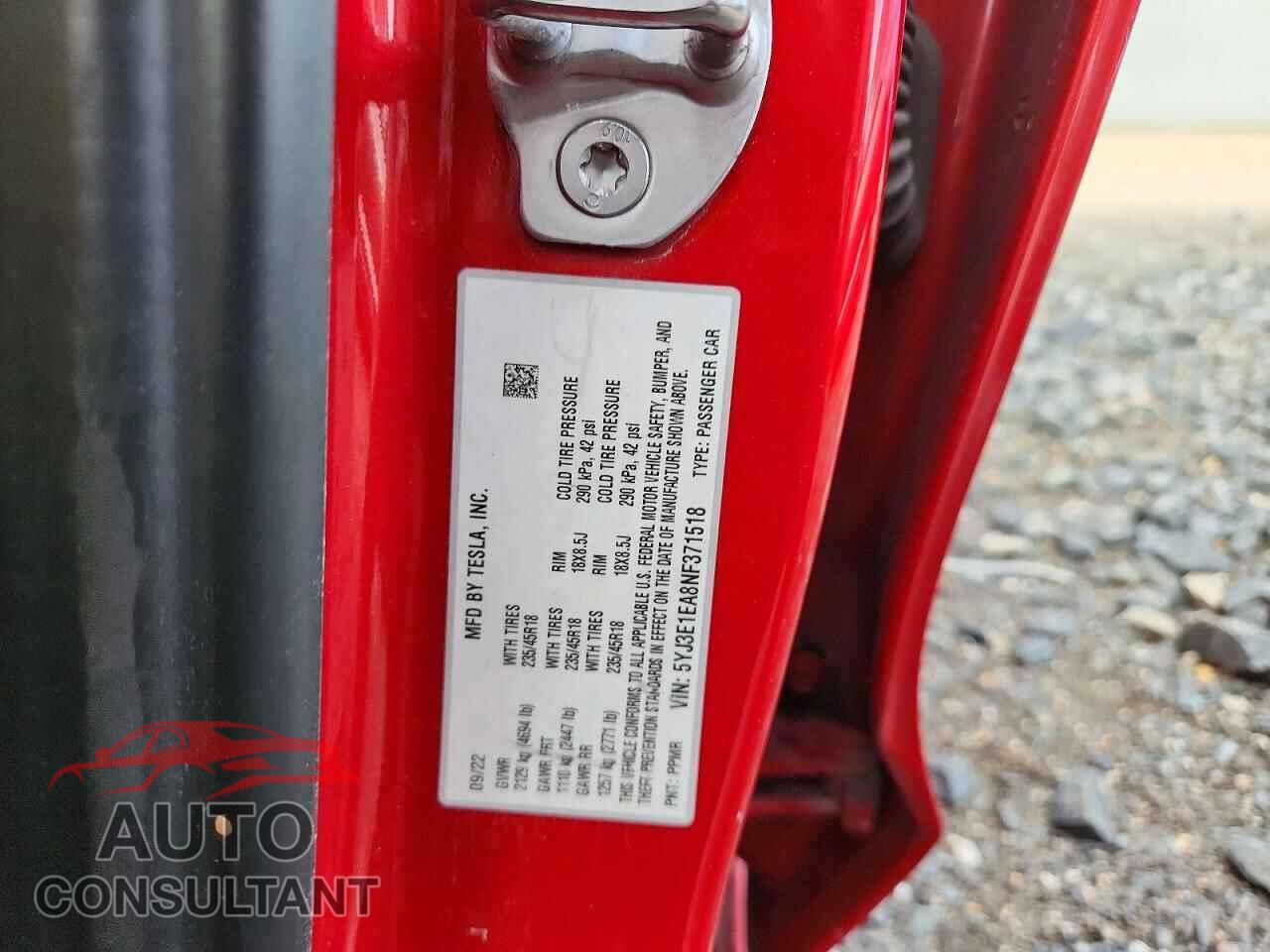 TESLA MODEL 3 2022 - 5YJ3E1EA8NF371518