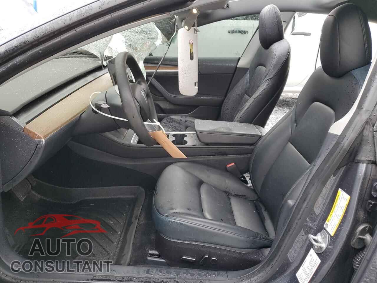TESLA MODEL 3 2021 - 5YJ3E1EA9MF098216