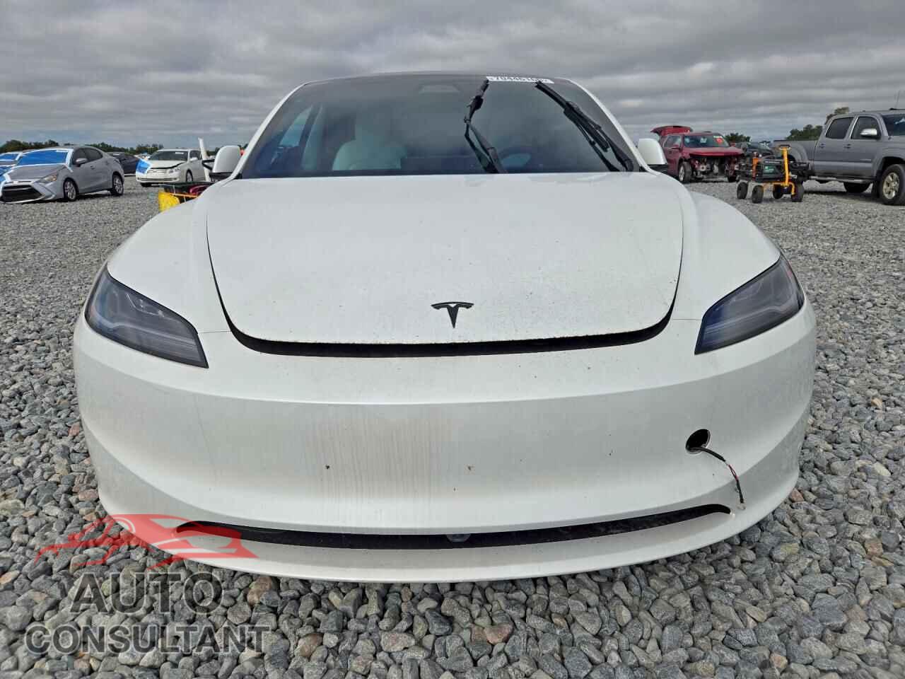 TESLA MODEL 3 2026 - 5YJ3E1EA8TF185507