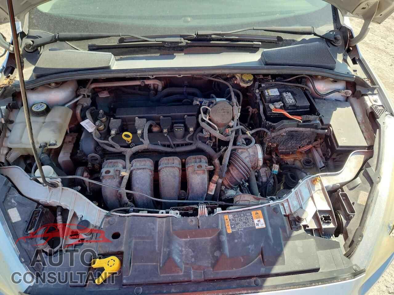 FORD FOCUS 2015 - 1FADP3F29FL347797