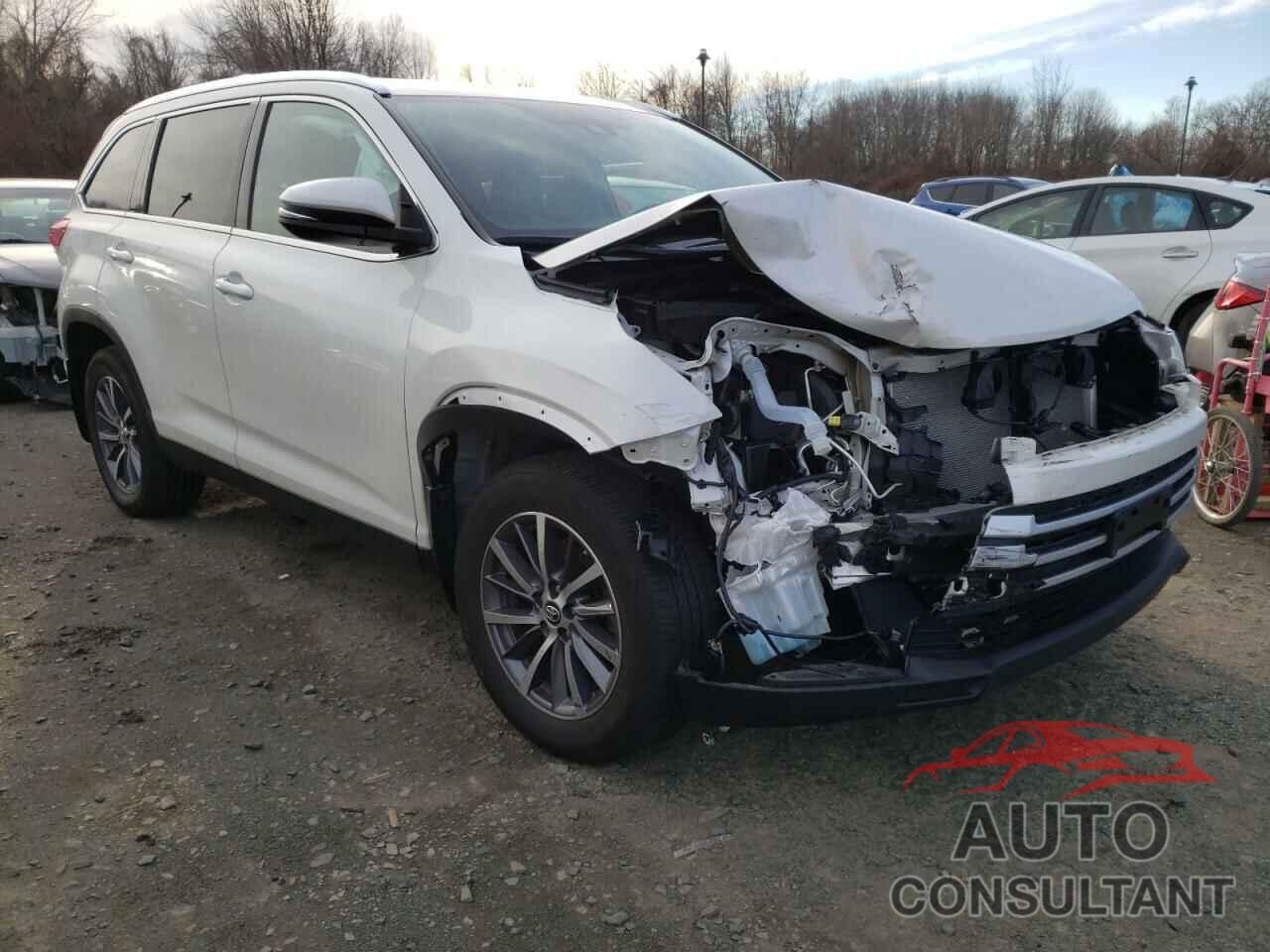 TOYOTA HIGHLANDER 2019 - 5TDJZRFH5KS573522