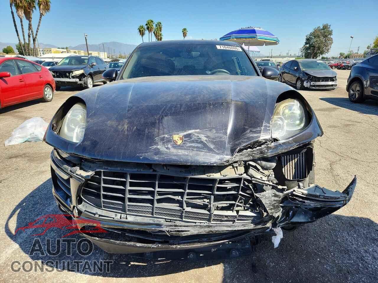 PORSCHE MACAN 2015 - WP1AB2A54FLB60571