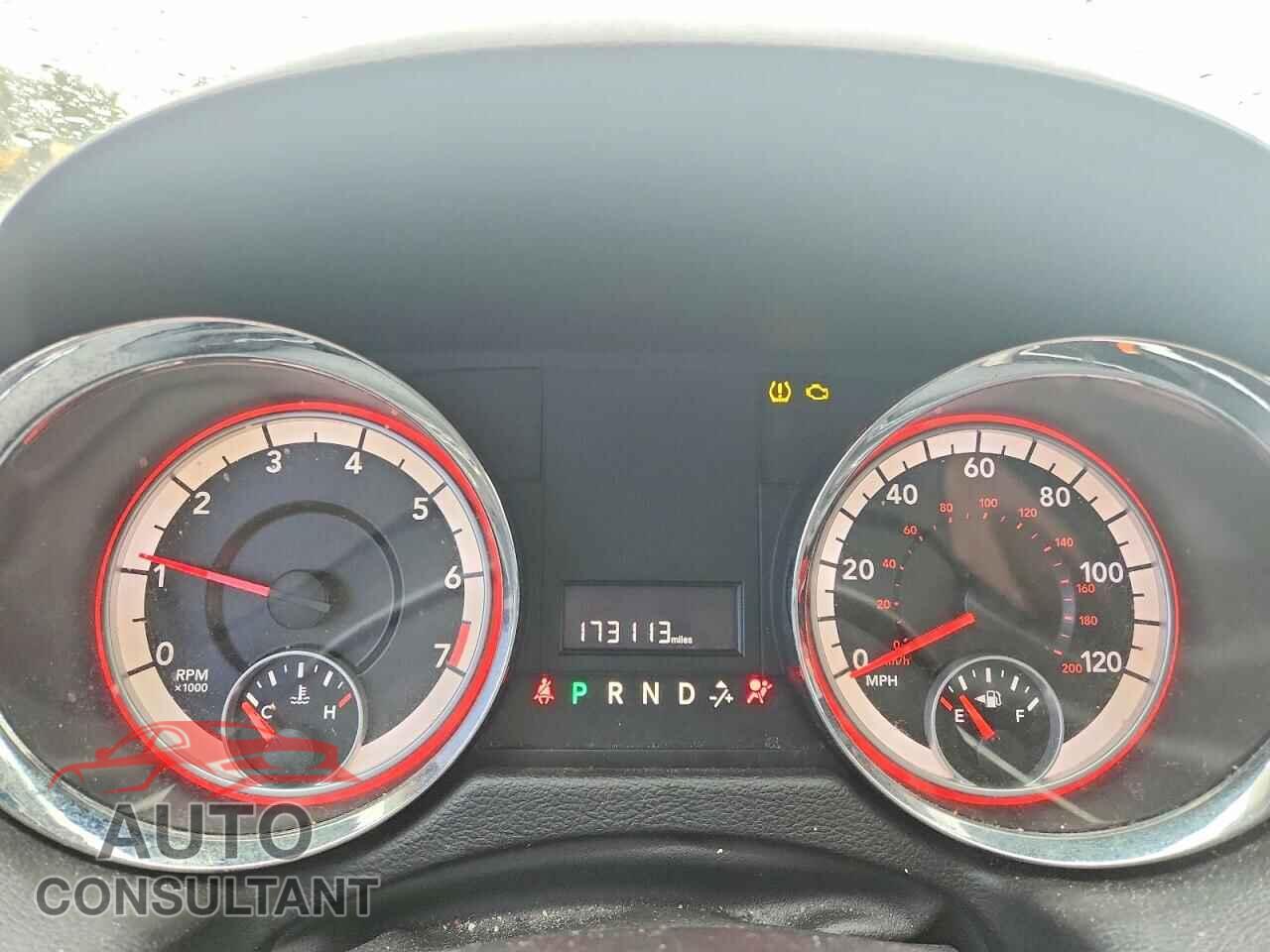 DODGE CARAVAN 2013 - 2C4RDGCG0DR502628