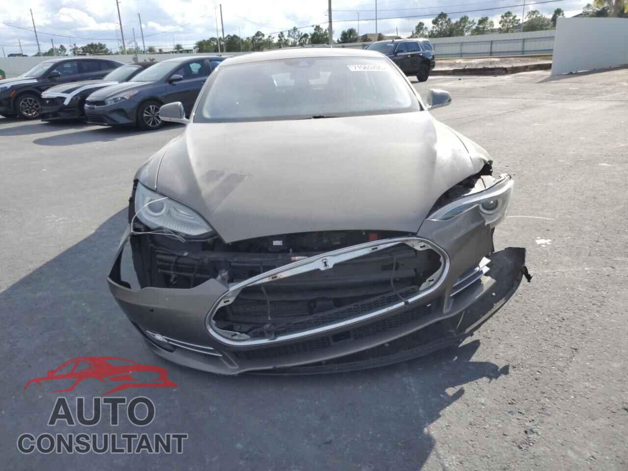 TESLA MODEL S 2015 - 5YJSA1H49FF082520