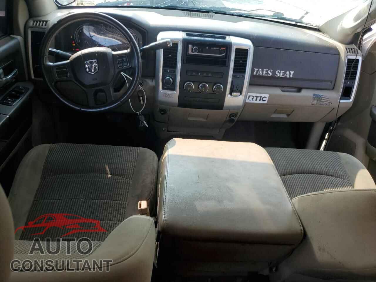 DODGE RAM 1500 2012 - 1C6RD7LT2CS145809