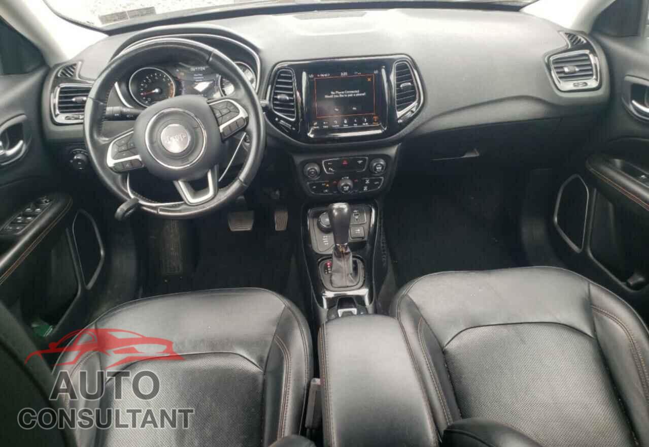 JEEP COMPASS 2019 - 3C4NJDCB3KT747671