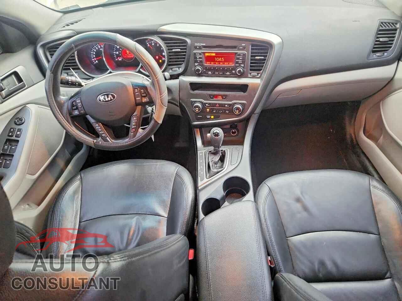 KIA OPTIMA 2013 - KNAGM4A78D5308271