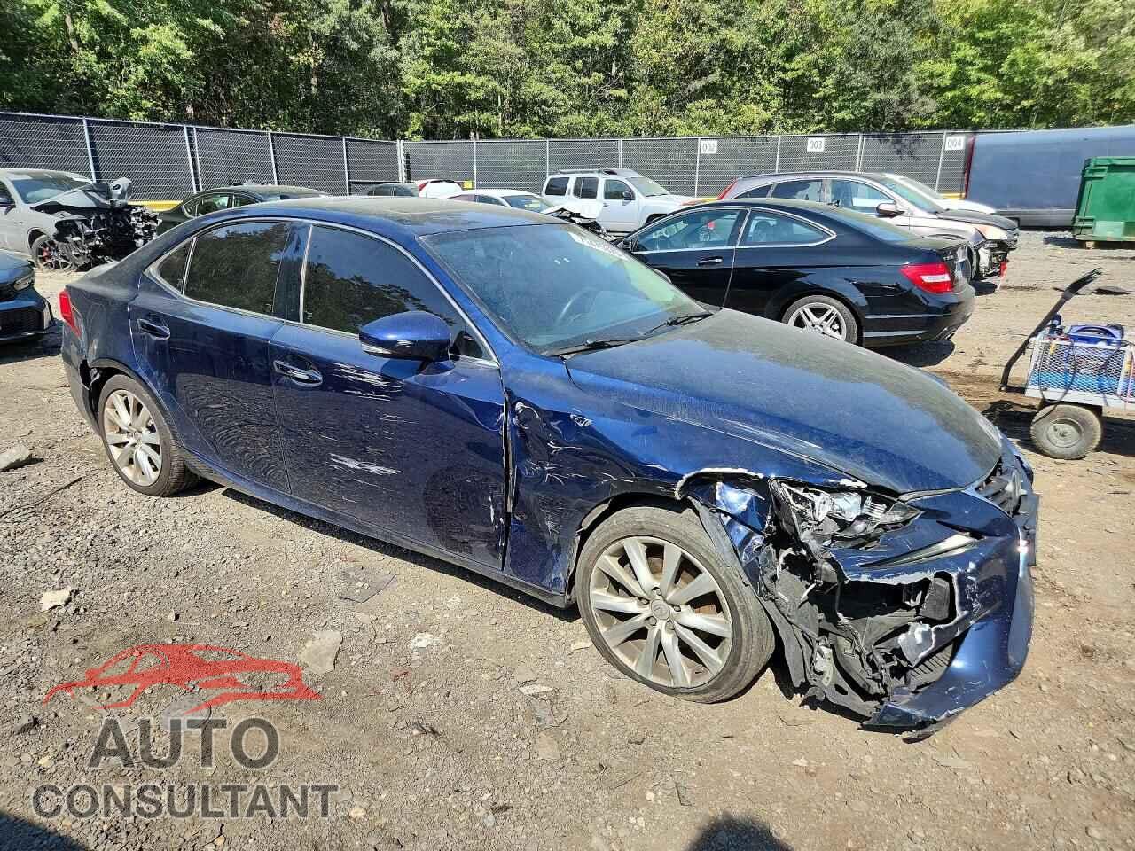 LEXUS IS 2014 - JTHCF1D27E5011227