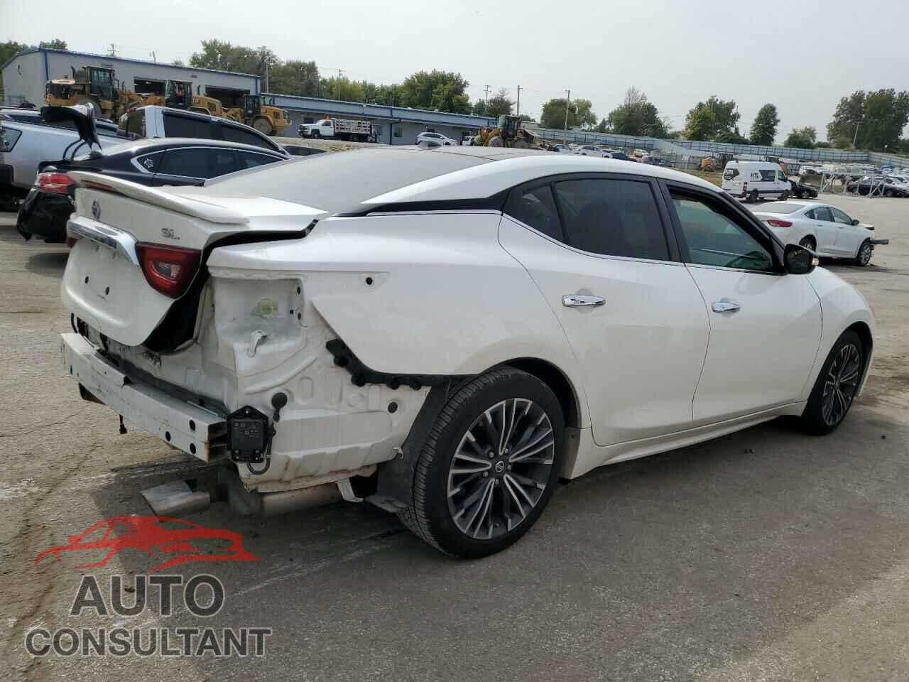 NISSAN MAXIMA 2018 - 1N4AA6AP1JC409453