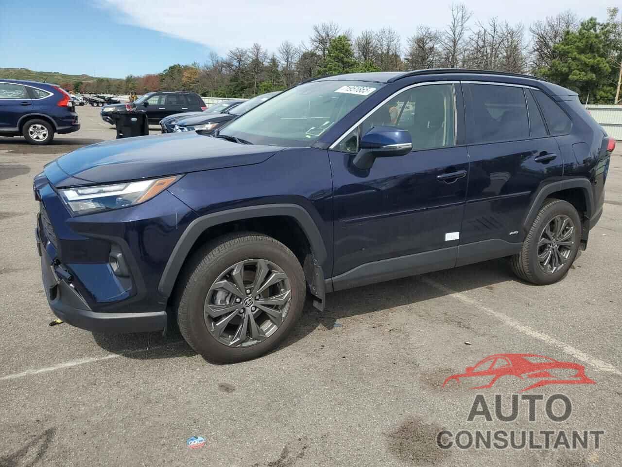TOYOTA RAV4 2022 - JTMB6RFV6ND077437