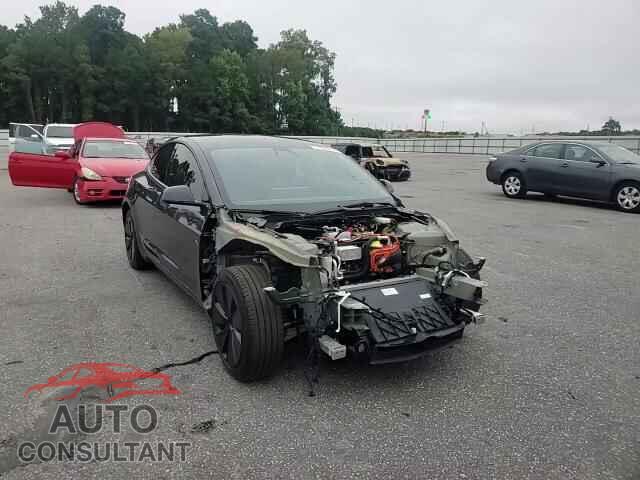 TESLA MODEL 3 2025 - 5YJ3E1EA2SF901008