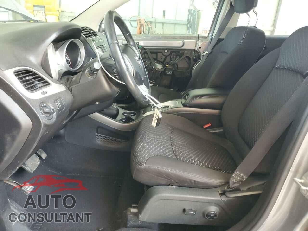 DODGE JOURNEY 2017 - 3C4PDCBB7HT568635