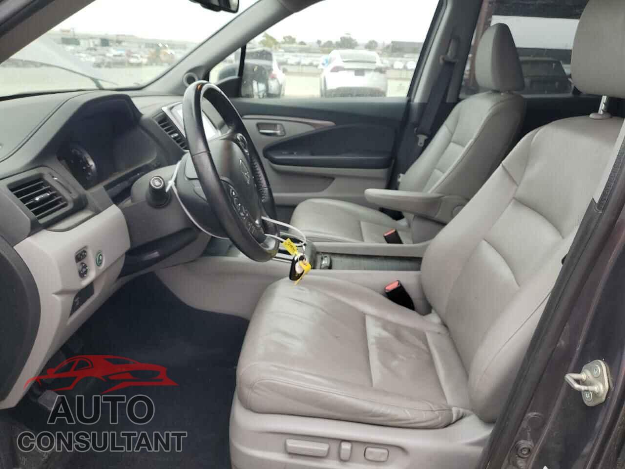 HONDA RIDGELINE 2017 - 5FPYK3F6XHB005382
