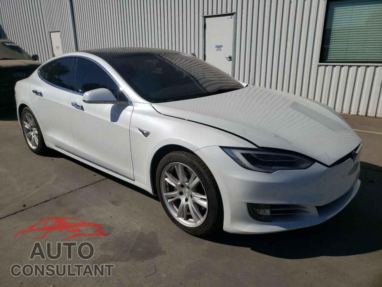 TESLA MODEL S 2020 - 5YJSA1E21LF399853